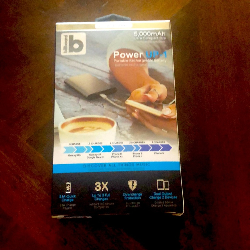 Portable Cell Phone Charger - 5,000mAh           Ultra Compact Size
